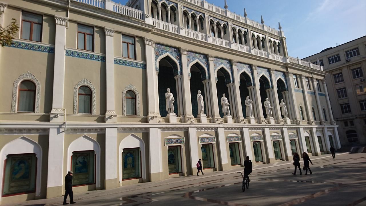 Апартаменты Apartments on Tagieva 14 Баку